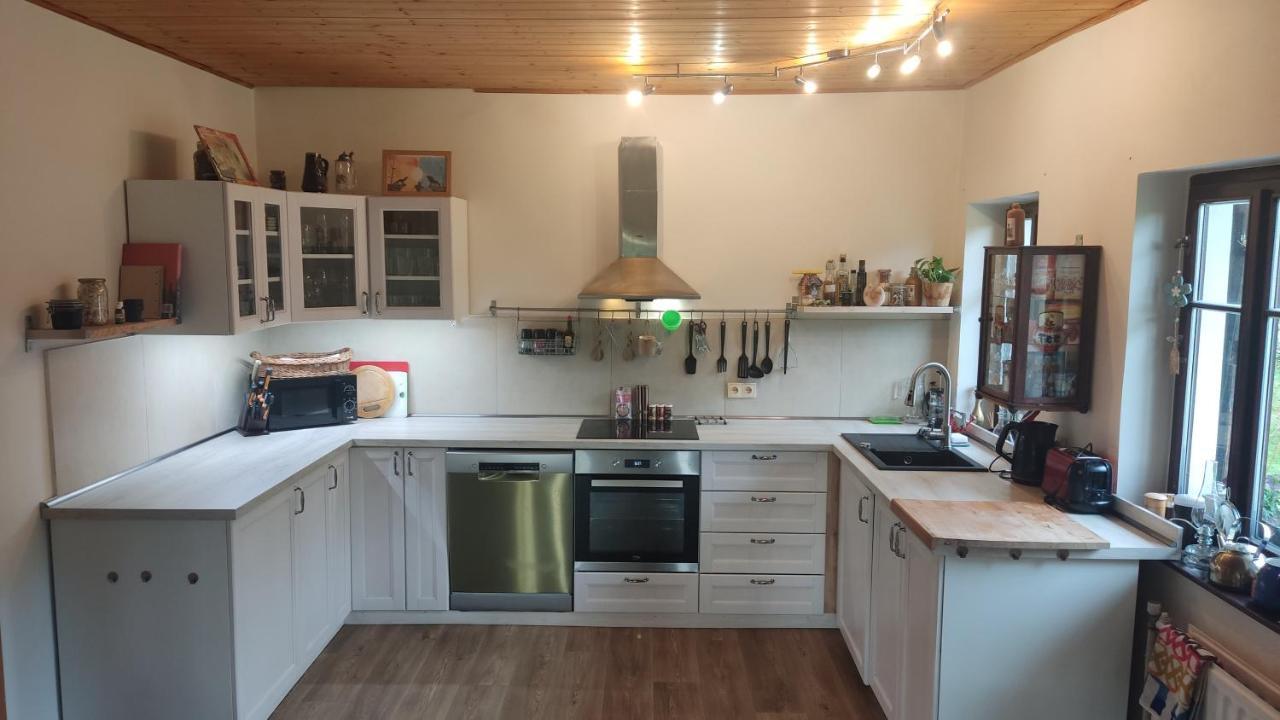Chalupa Bez Hranic Krompach Eksteriør billede